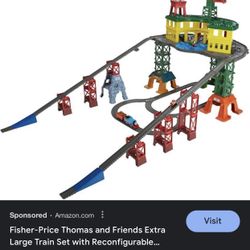Thomas Train Set Holds 100 + Trains 