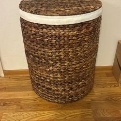 Hamper, Ratan Storage