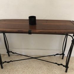 Entrance table/console