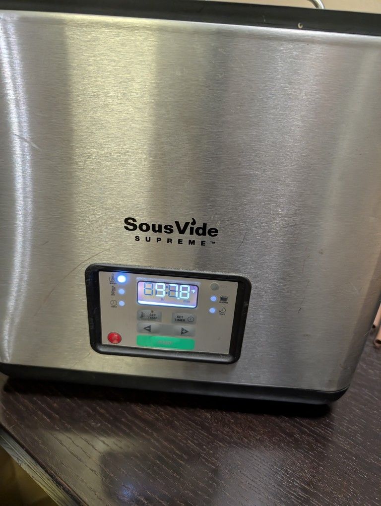 Restaurant Quality Sous Vide Machine. 11 Litters. Stainless Steel
