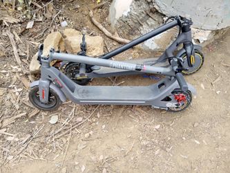 Phantom A8 electric scooter and seaway 9 bot