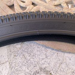 2 Mountain Bike Tires 26x1.95