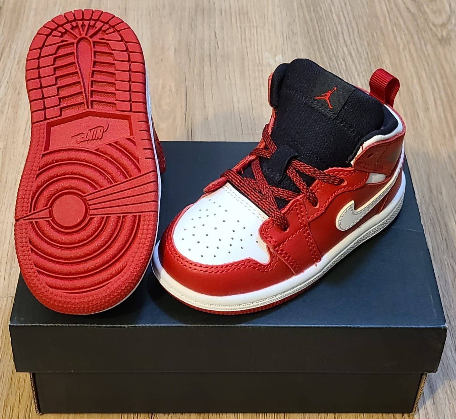 Jordan 1’s Size 5c Toddlers
