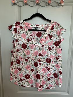 Ann Taylor Floral Flutter Sleeve Blouse Size XL