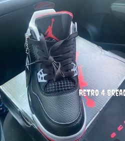 Jordan retro 4 Bred
