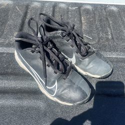 Nike Soccer/football Cleats   Size 13c  