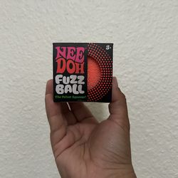 NeeDoh Fuzz Ball 🧡