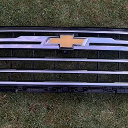 2024-2025 Chevy Silverado HD High Country Grille Assembly w/Camera