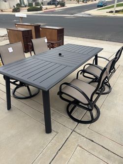 Outdoor Patio Dining Set Table and 4 Chairs check the last two pictures for original price extremely good deal