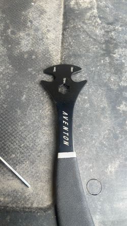 Aventon 15mm / 18mm bike tool