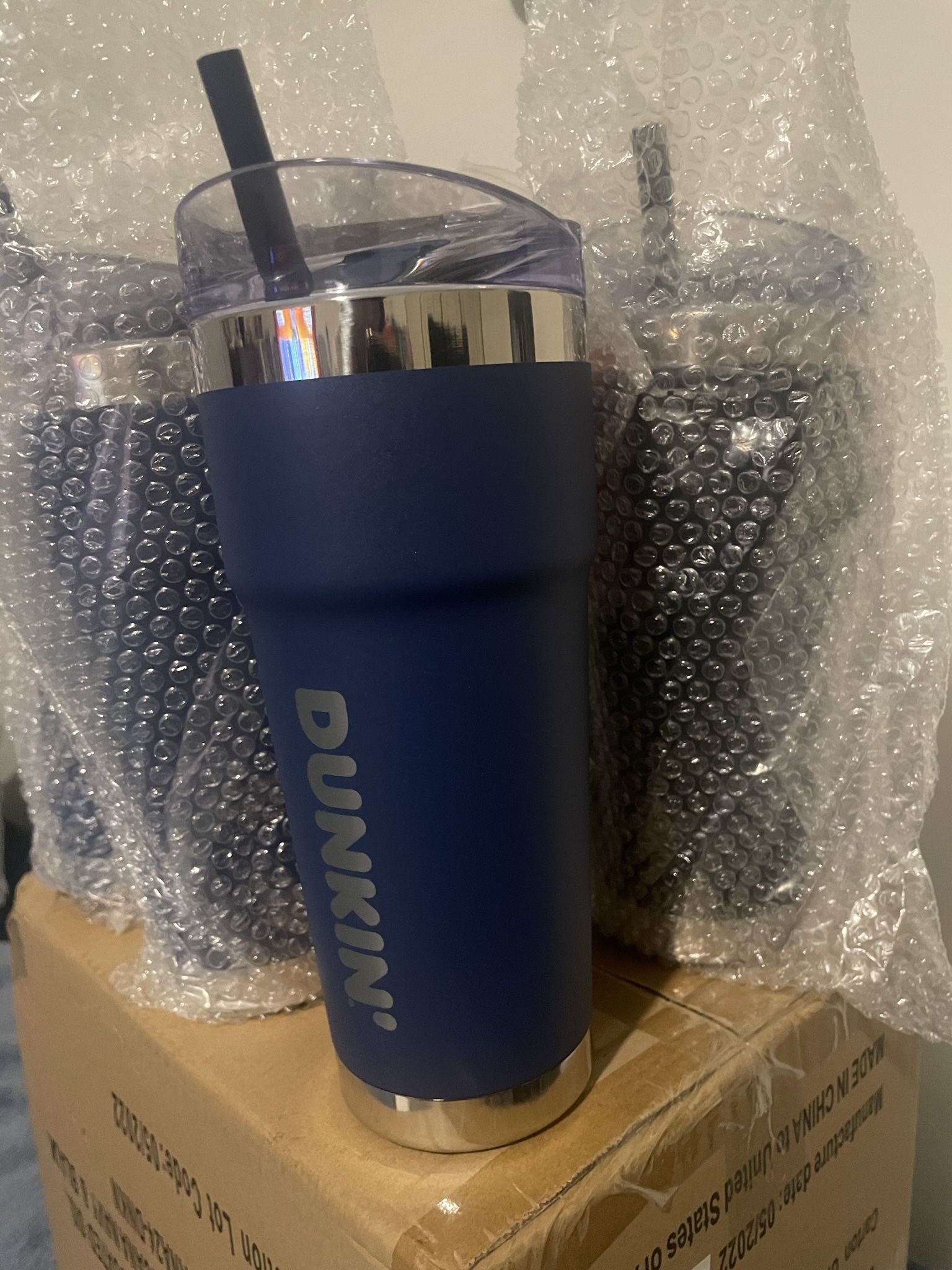 2022 DUNKIN' DONUTS 24 Oz Travel Mug / Tumbler Stainless Steel NAVY BLUE *NEW*