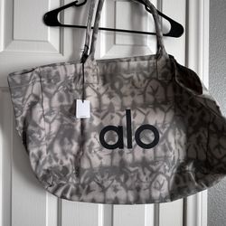 ALO TOTE BAG BRAND NEW!