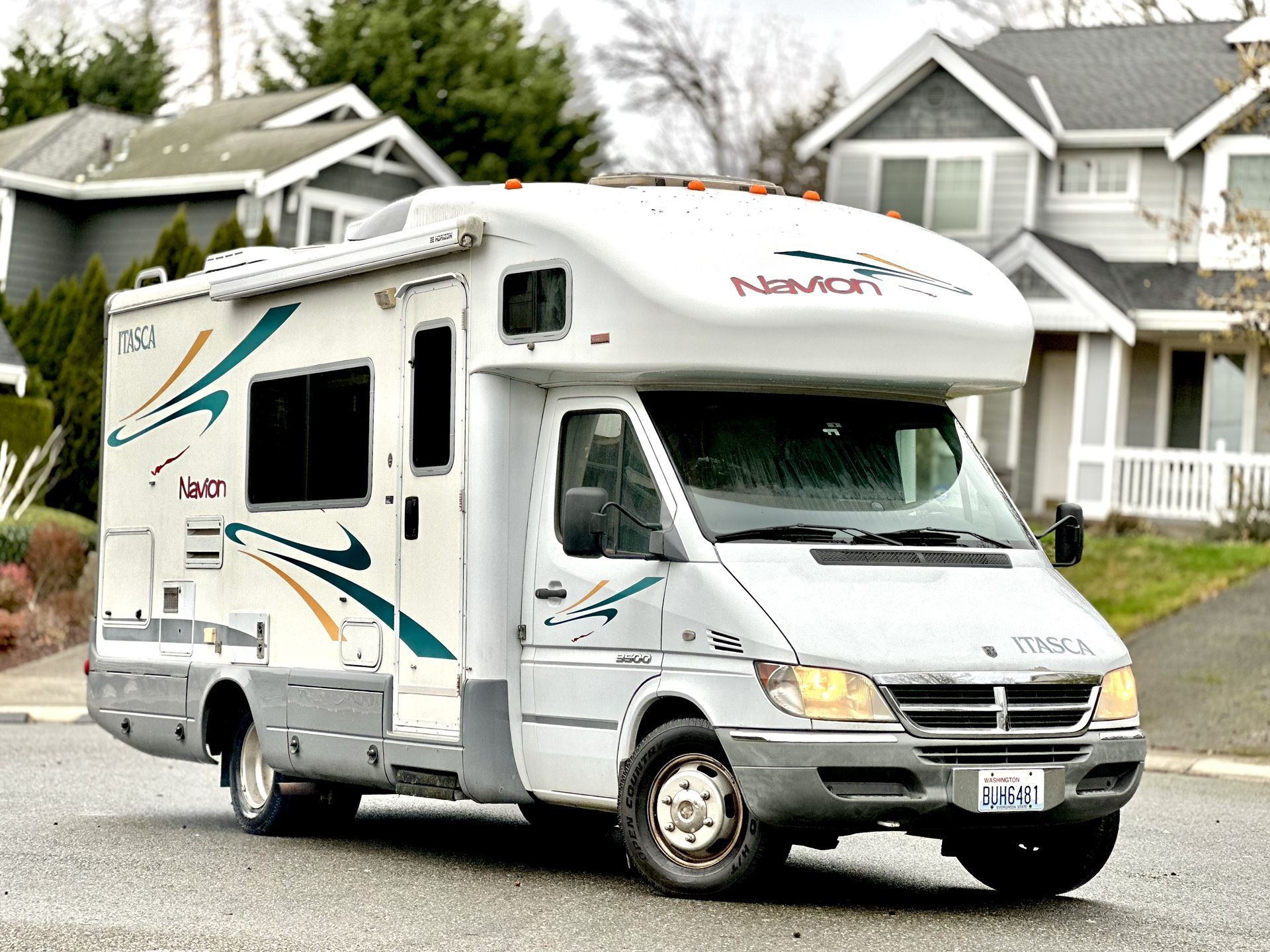 2006 Itasca Navion 23H