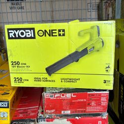 Ryobi 250 Cfm Blower With Battery And Charger