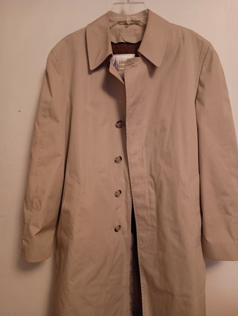 VINTAGE London Fog Trench Coat Men’s Size 38 R Tan Brown Removable Liner
