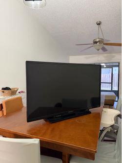 Magnavox 40MV324X/F7 40-inch 1080p 60Hz LED TV
