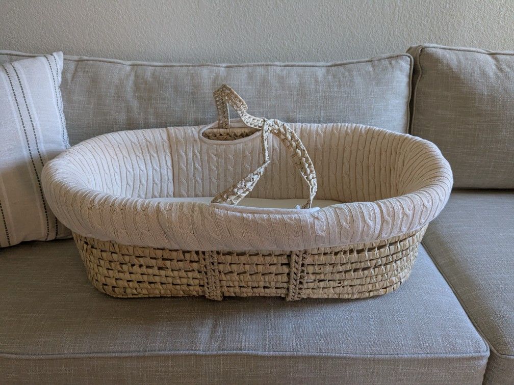 Moses Basket And Mattress