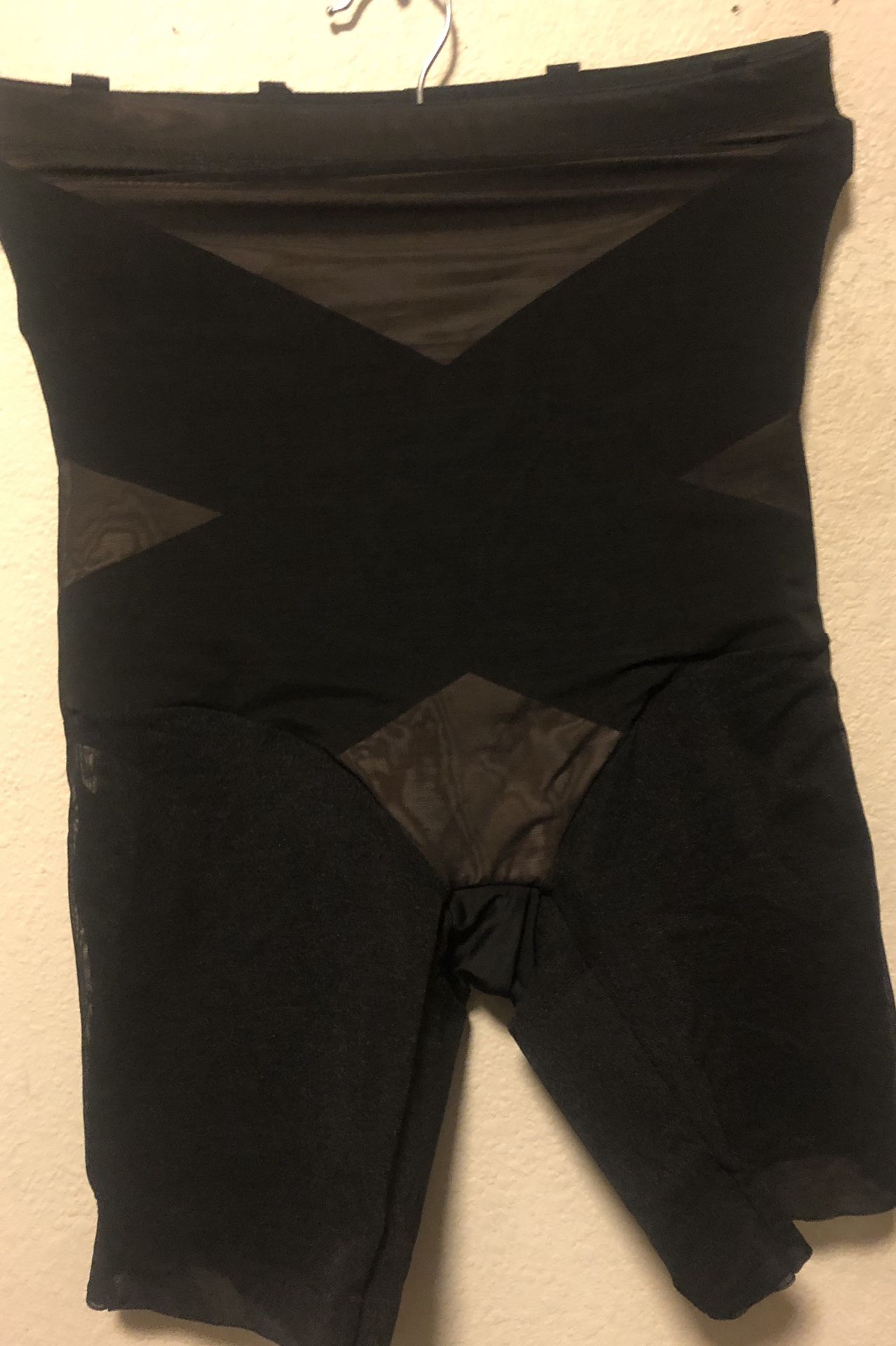 Honeylove sculpt wear súper power short for Sale in Gilroy, CA - OfferUp