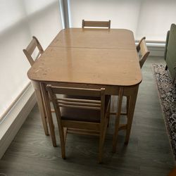 Vintage Table and 6 Chairs MCM?