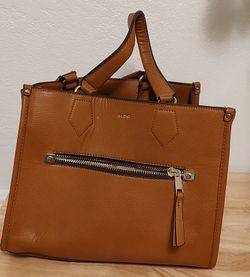 Used Purses, Aldo, Nine West, Bueno