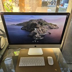 Apple iMac Computer - Like New
