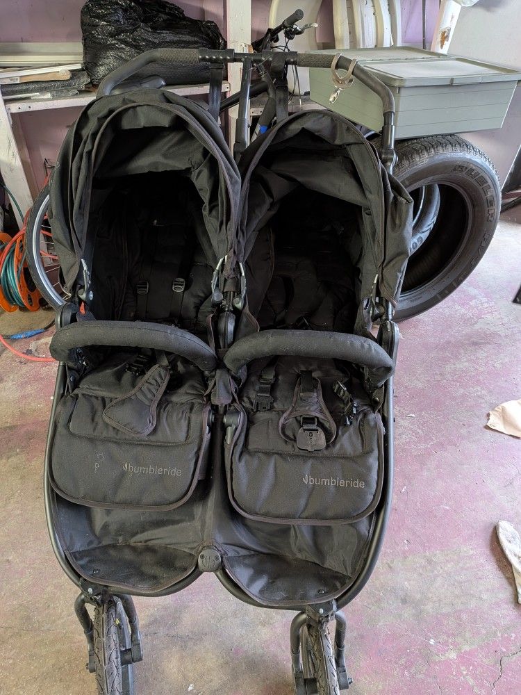 Bumbleride Double Stroller 