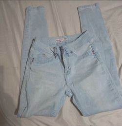 Light Wash Skinny Jeans