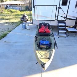 Fishing kayak/ fishing gear
