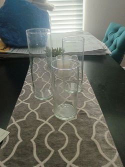 Glass cylinder center pieces