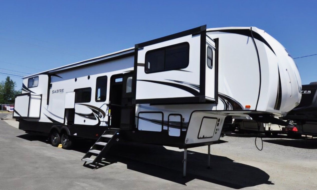 2021 Forest River Sabre Cobalt 37FLL