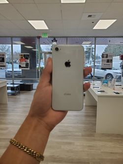 🚀🔥 Best Deals in Town! Apple  iPhone 8 - Smartphone