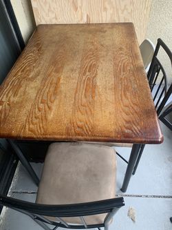 Dining table material