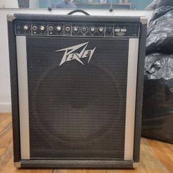 Peavy KB 100 Guitar Amp 