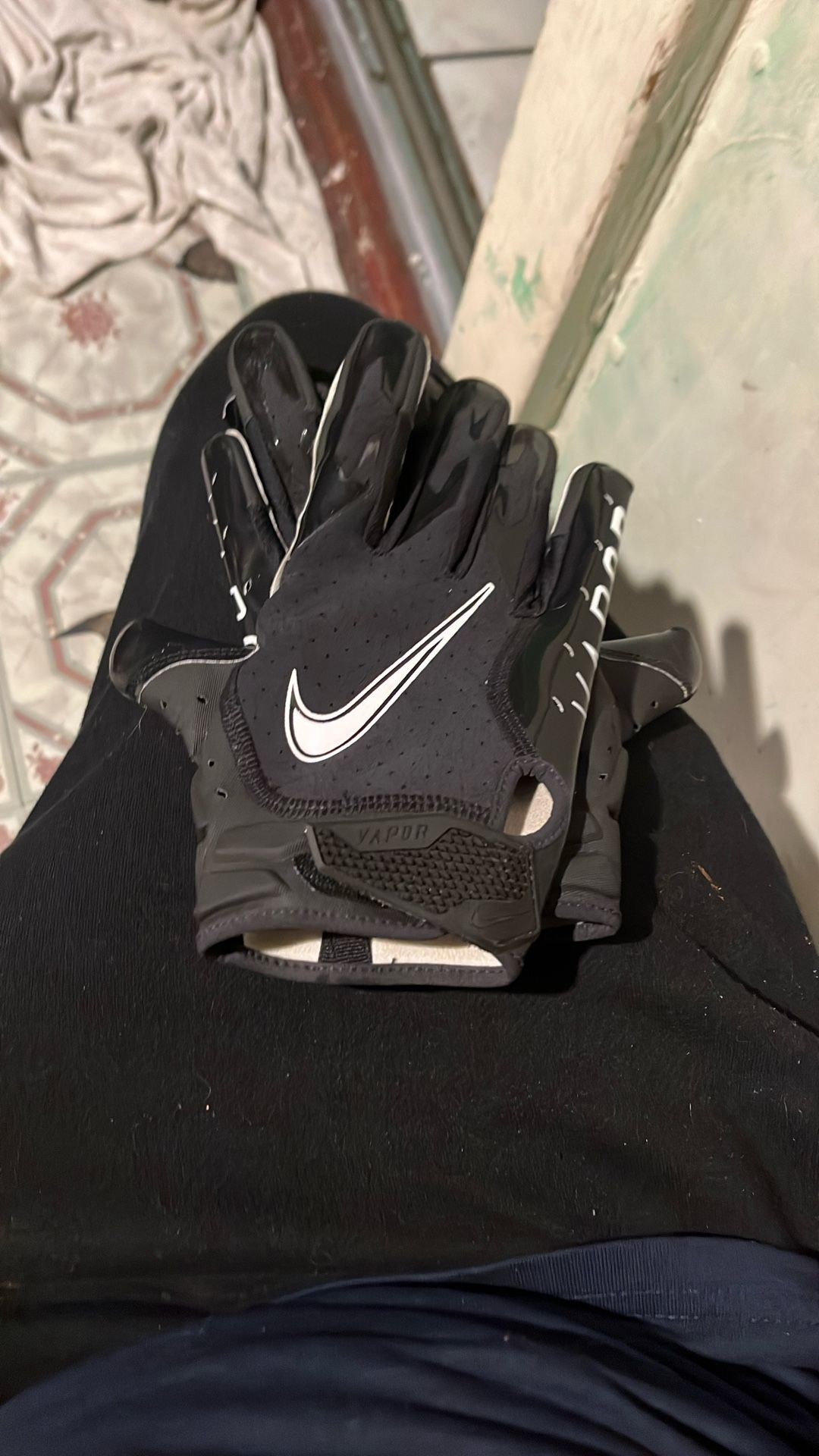 Nike Sports Gloves