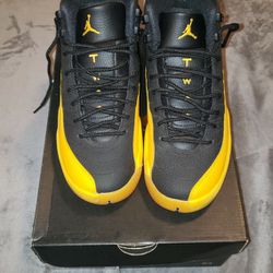 Jordan 12's  Black/ University Gold  6Y