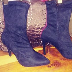  Anna Michelle Bootie Size 8