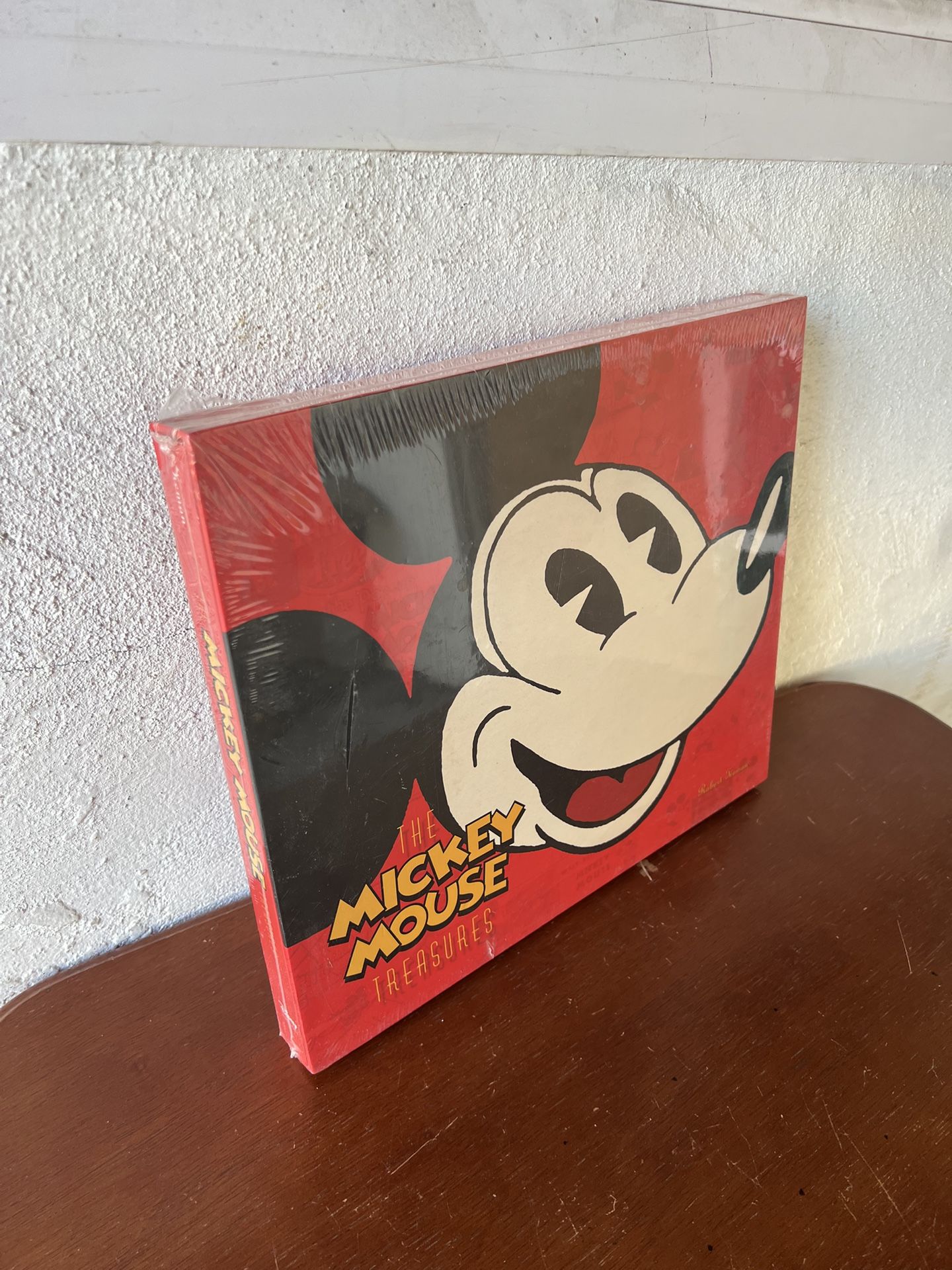 New! 2007 Disney Editions Becker & Mayer! Sealed - The Mickey Mouse Treasures, Design By Paul Barrett