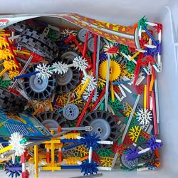 5lb K'Nex Vintage Lot + Rare 1997 Book of Big Ideas & 10th Anniv. Set