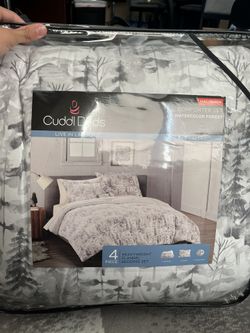 Cuddl Duds Full/Queen size bed set