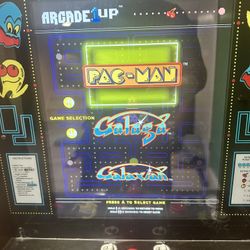 PAC-MAN/GALAGA AND GALAXIAN WALL MOUNTED OR TABLE TOP VIDEO CONSOLE