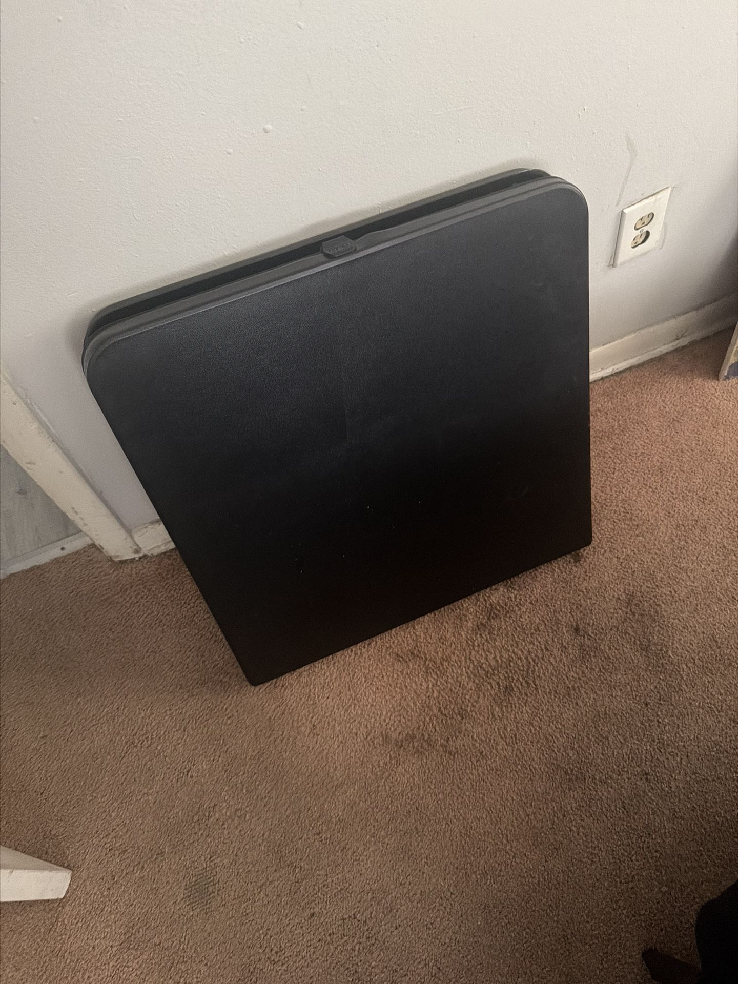 Foldable Table