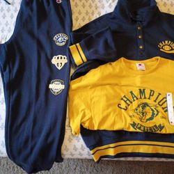 Champion Sweat Suit Size Large Brand New Still Has Tags.