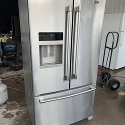 KITCHEN AID REFRIGERATOR 