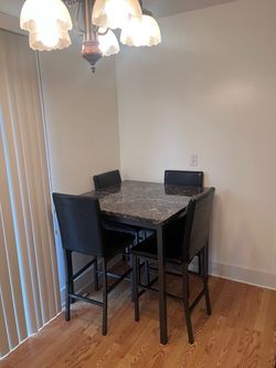 Counter Height Dining Table Set with 4 Chairs