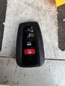 2020 Toyota Camry remote