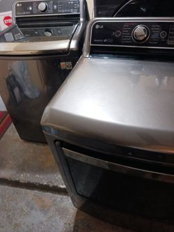 LG washer and dryer set