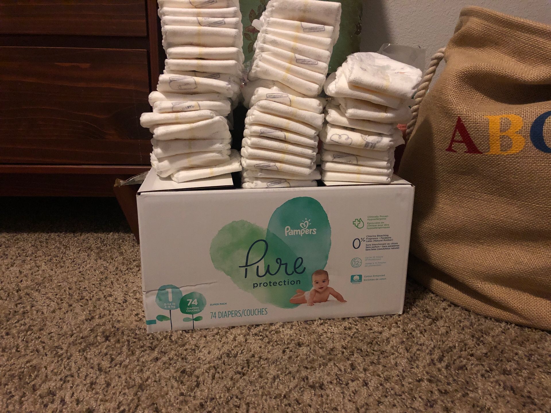 Pampers diapers (pure&swaddlers)