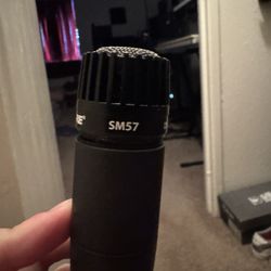 Shure SM57
