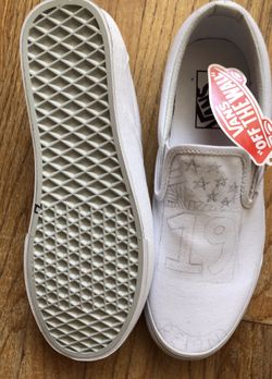 New vans never worn for men size 7 1/2 for women size 9