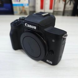 Few Months Used Canon M50 